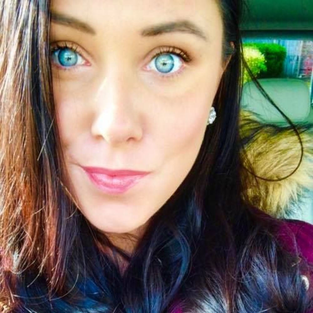 Meet your Posher, Marisa